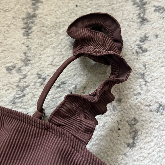 Abercrombie Small Bodysuit - Picture 2 of 4